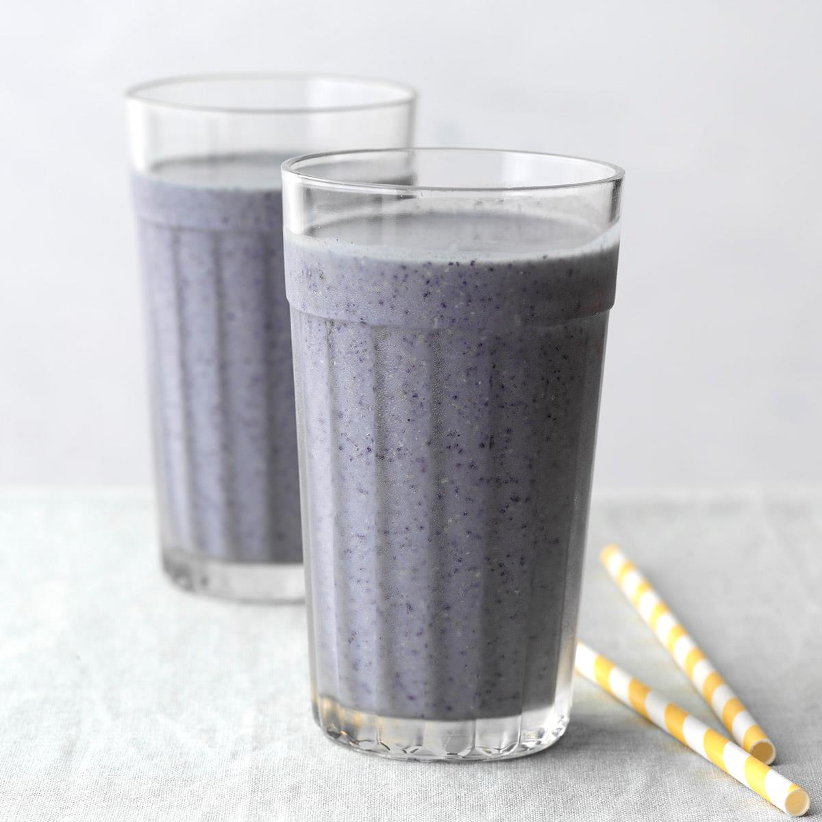 Receta de batido de panqueques de arándanos