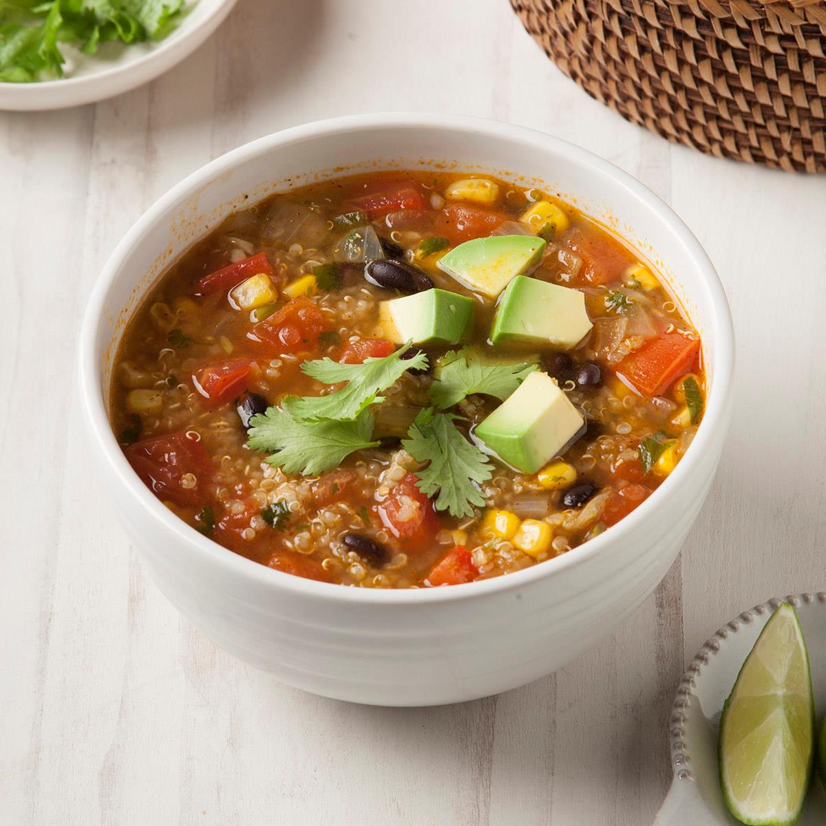 Receta de sopa de tortilla vegana