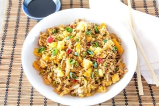 Arroz Frito Hawaiano Tirado De Cerdo