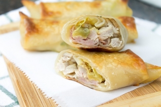 Rollos De Huevo Cubanos Al Horno
