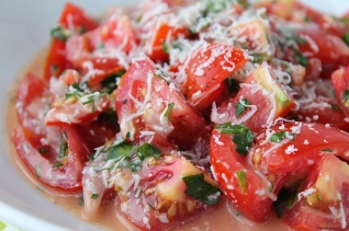 Ensalada De Tomate Parmesan Ranch