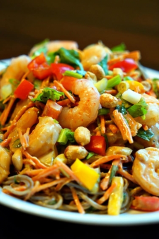 Ensalada Tailandesa De Camarones Con Tallarines De Alforfón