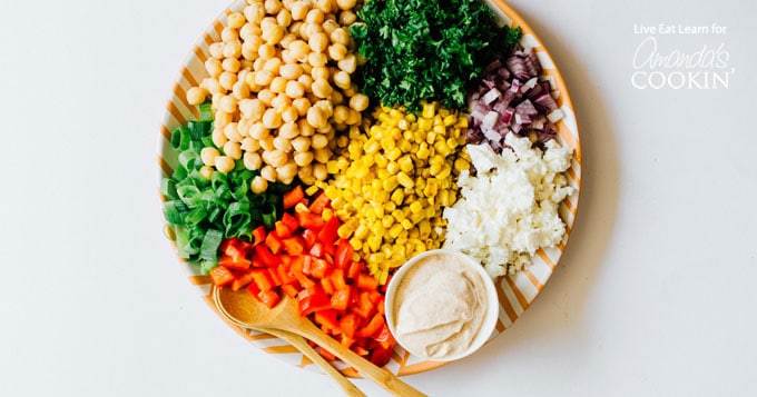 Ensalada de maíz dulce y garbanzos