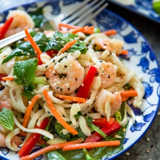 Ensalada Asiática De Fideos Con Camarones