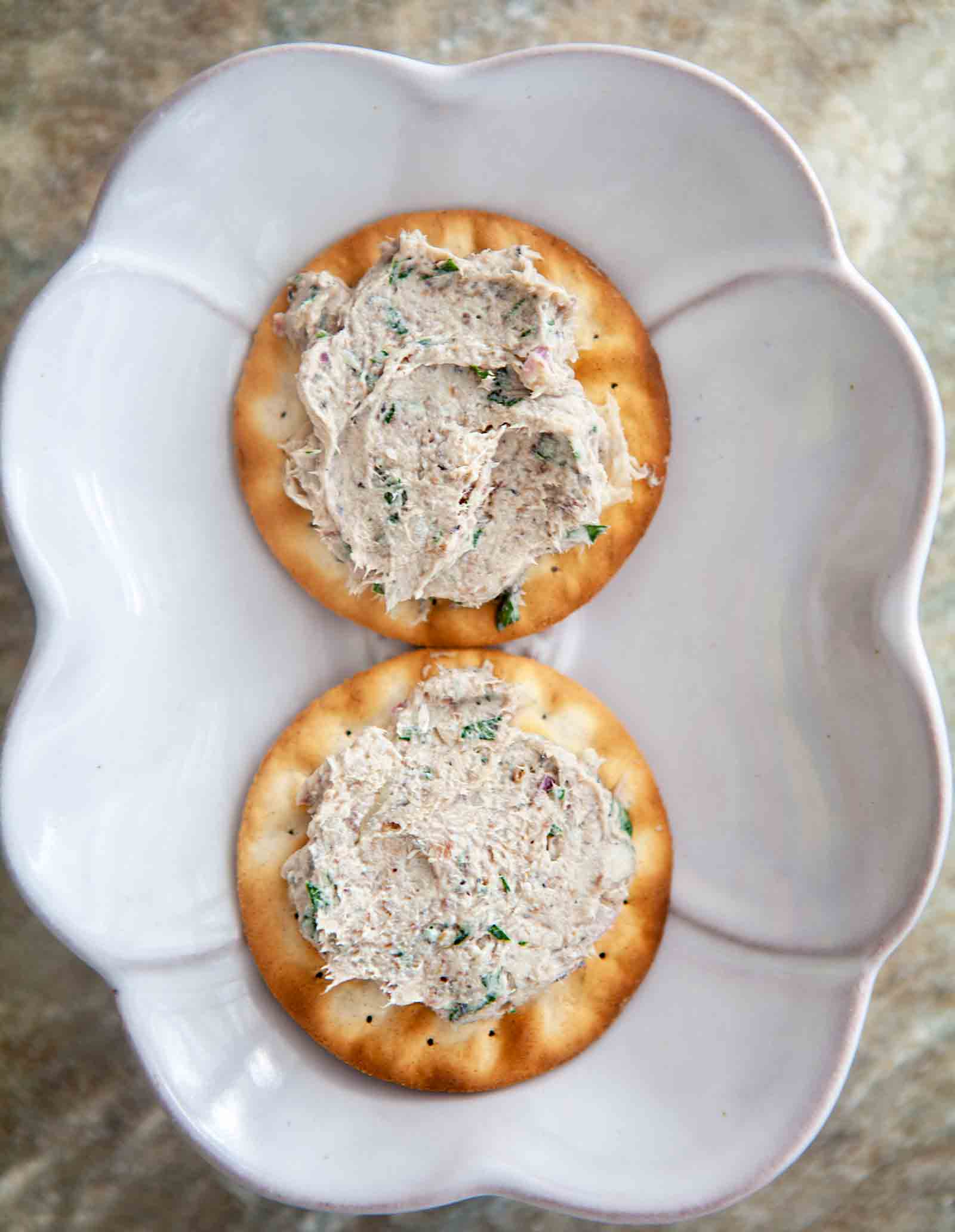 Sardines Rillettes sur une plaque