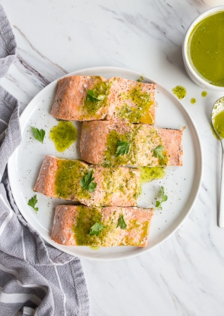 Salmón Con Salsa De Perejil (Entero30)
