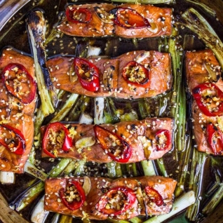 Salmón A La Parrilla Con Miel De Sésamo Esmalt