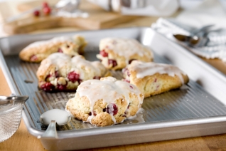 Scones de arándanos y pecanas de jengibre: delicias de vacaciones para comparti