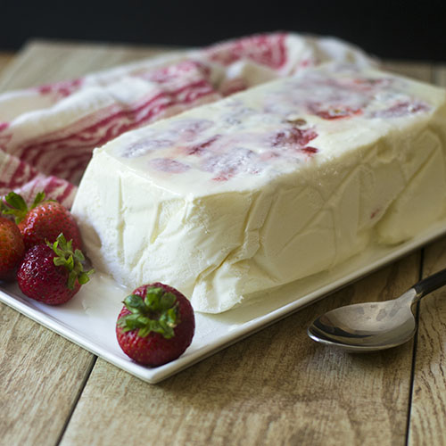 Semifreddo de albaricoque y fresa #dessert #fruit #icecream