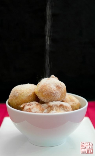 Soplos de huevo de azúcar chinos (Sai ​​Yong): Donas más fáciles que nunca