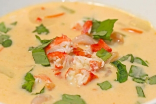 Sopa Tailandesa De Coco De Cangrejo