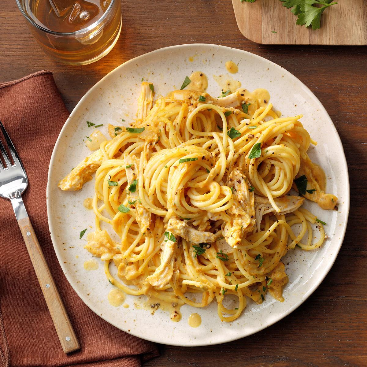 Espagueti Cremoso de Calabaza con Receta de Pollo