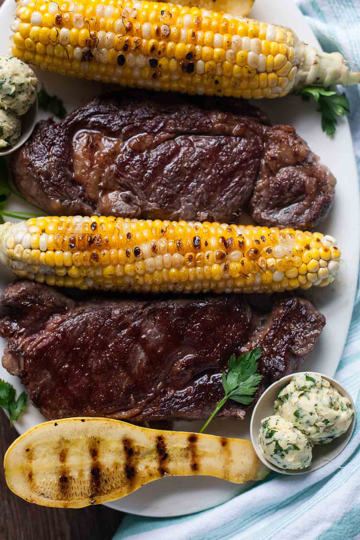 Filete de chuletón con mantequilla de chimichurri + chuletón de pasto GRATIS