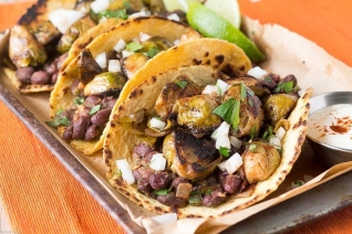 Tacos De Bruselas Con Coles De Bruselas