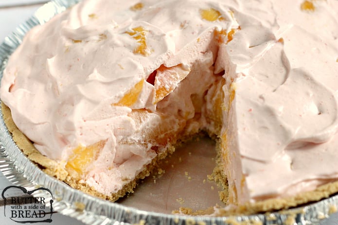 Pastel de melocotón cremoso