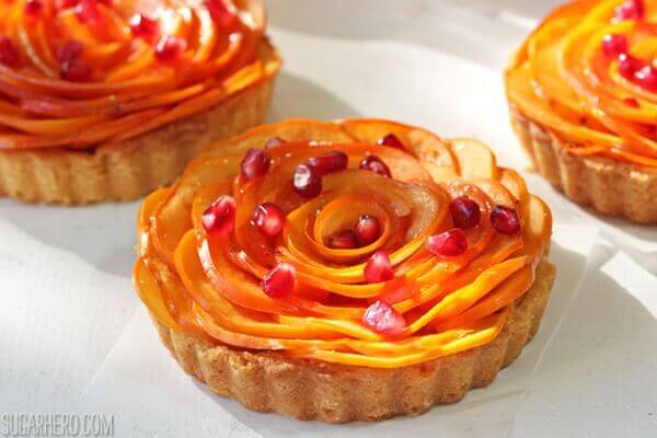 Tartas de roset&oacute;n de almendras y caqui