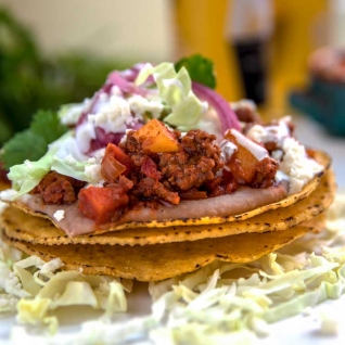 Tostadas De Carne Molida