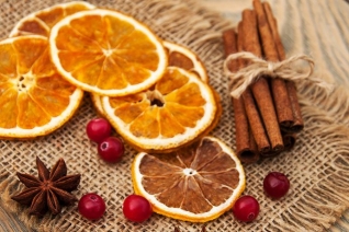 Rebanadas de naranja secas de Navidad