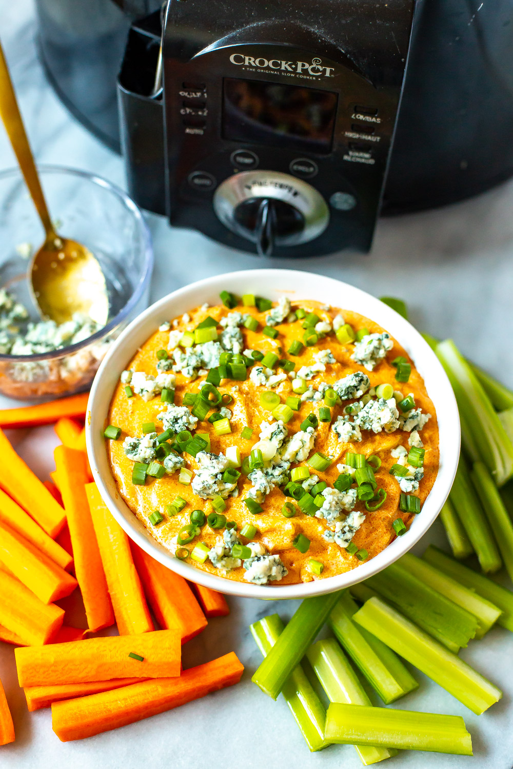 Dip de pollo Buffalo Crockpot fácil