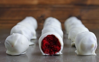 Truffes de velours rouge