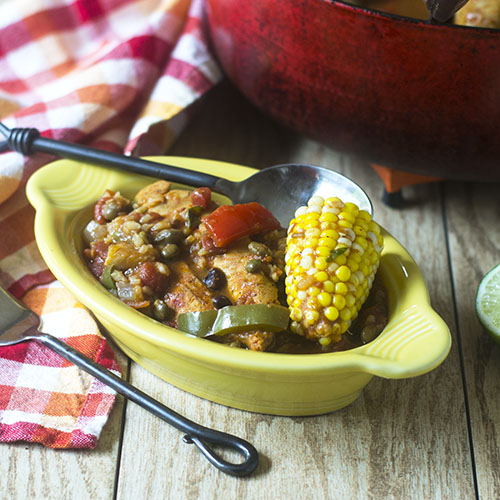 Un pot de poulet et de riz mexicain