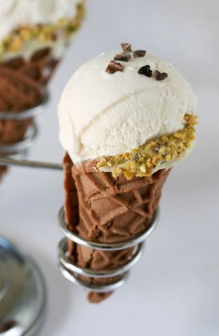 Un toque en lo familiar: el helado Tonka Bean y la semilla de cacao
