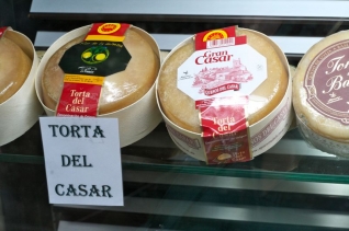 Pan viejo, calabaza y sangre: deliciosas comidas en Extremadura