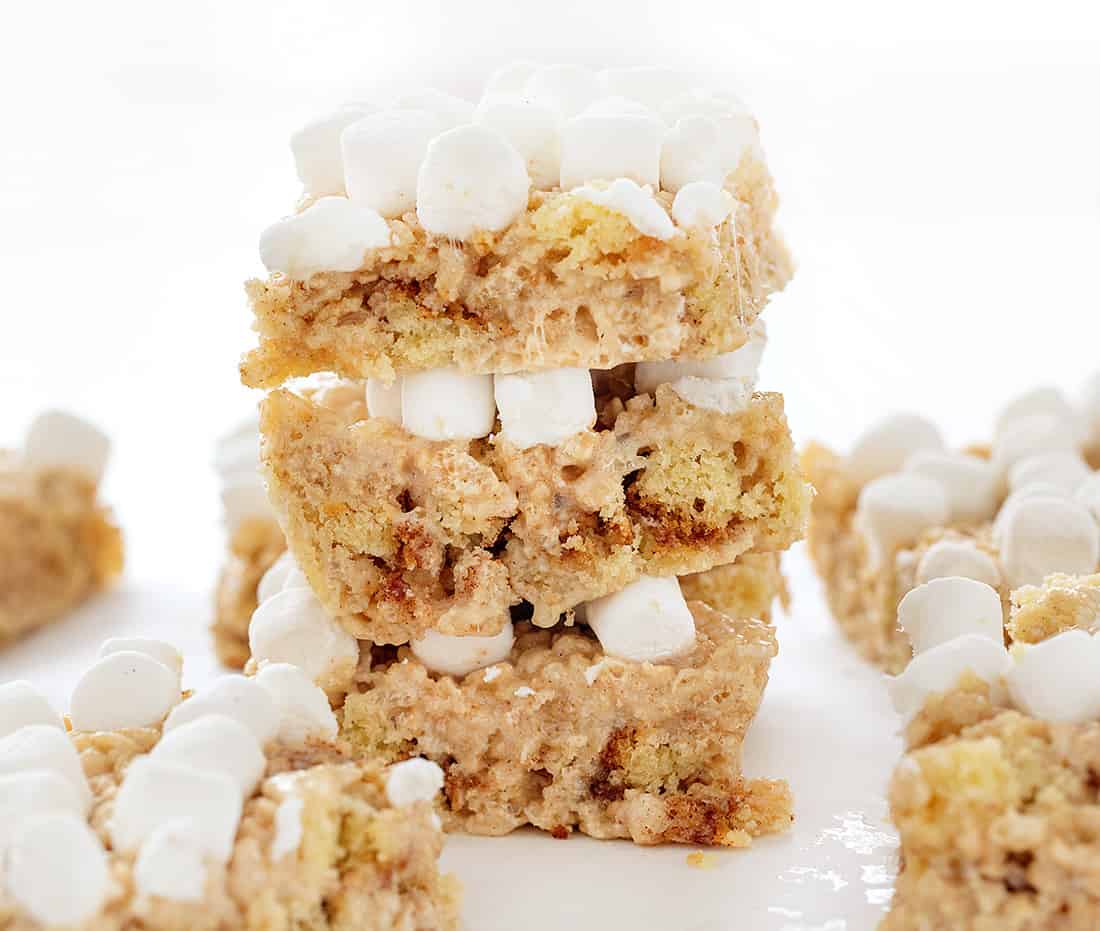 Pila de Snickerdoodle Rice Krispy Bars