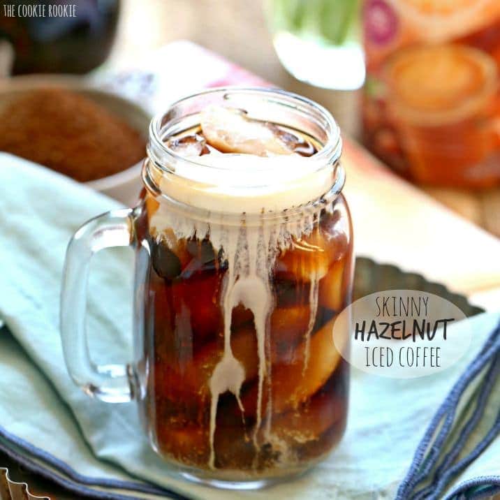 Café helado flaco de avellana
