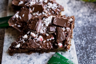 Corteza de menta de menta chocolate y menta con graham y galletas de graham