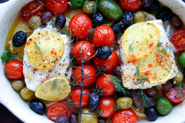 Pescado al horno estilo griego simple