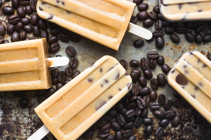 Paletas heladas de moca con cerveza fr&iacute;a