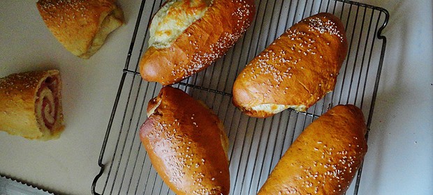 Ham & Cheese Stuffed Pretzel Rolls