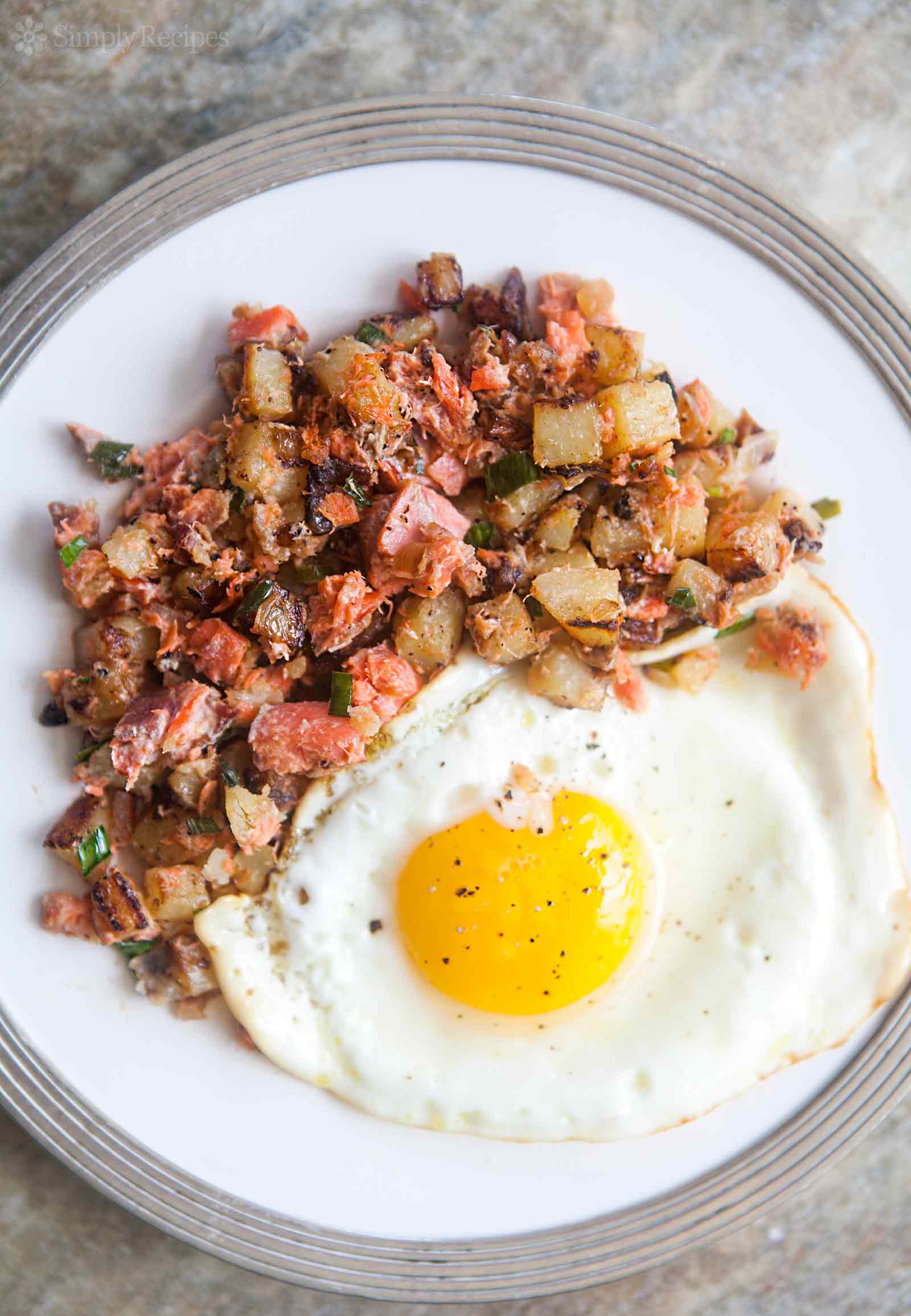 Hash de saumon fumé