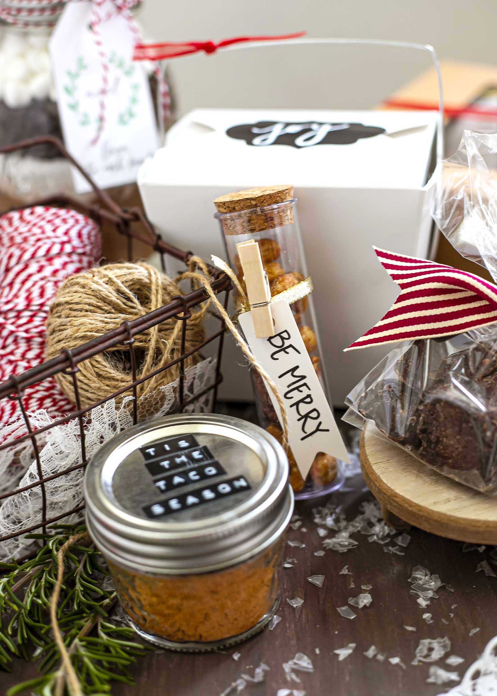 wrapping up holiday edible food gifts