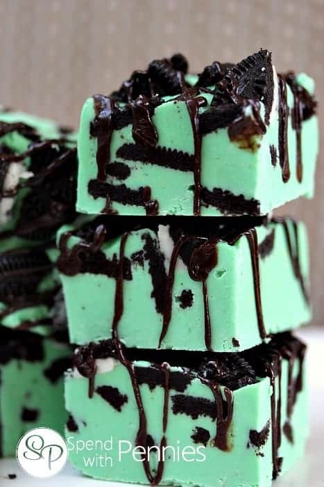 a stack of mint oreo fudge with a title