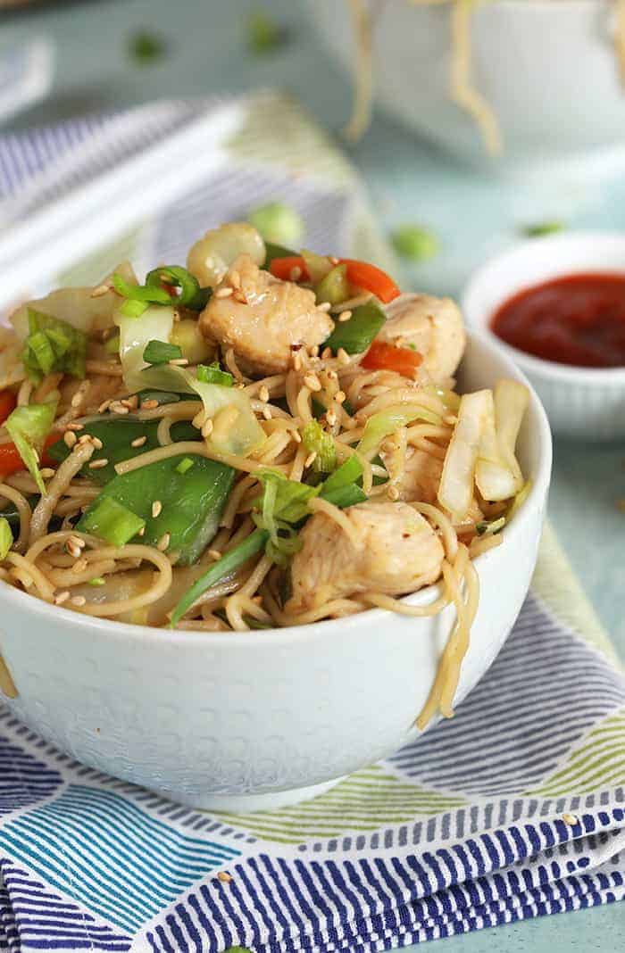 Poulet chow mein