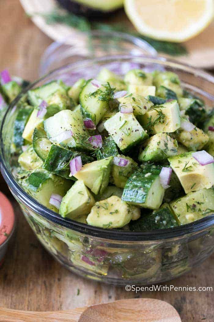 Salade d'avocat au concombre
