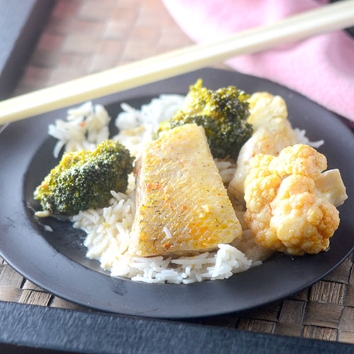 Curry rosso tailandese del pesce