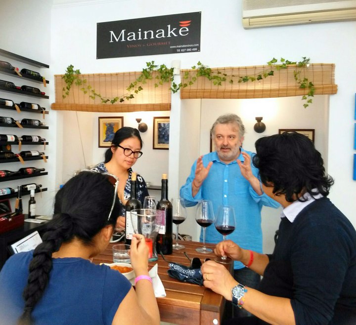Mainake, uno dei migliori wine bar di Malaga e uno dei nostri posti preferiti da visitare!