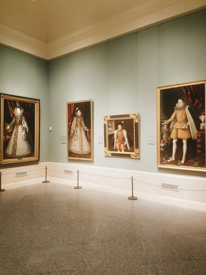 Divora dal Museo del Prado a Madrid
