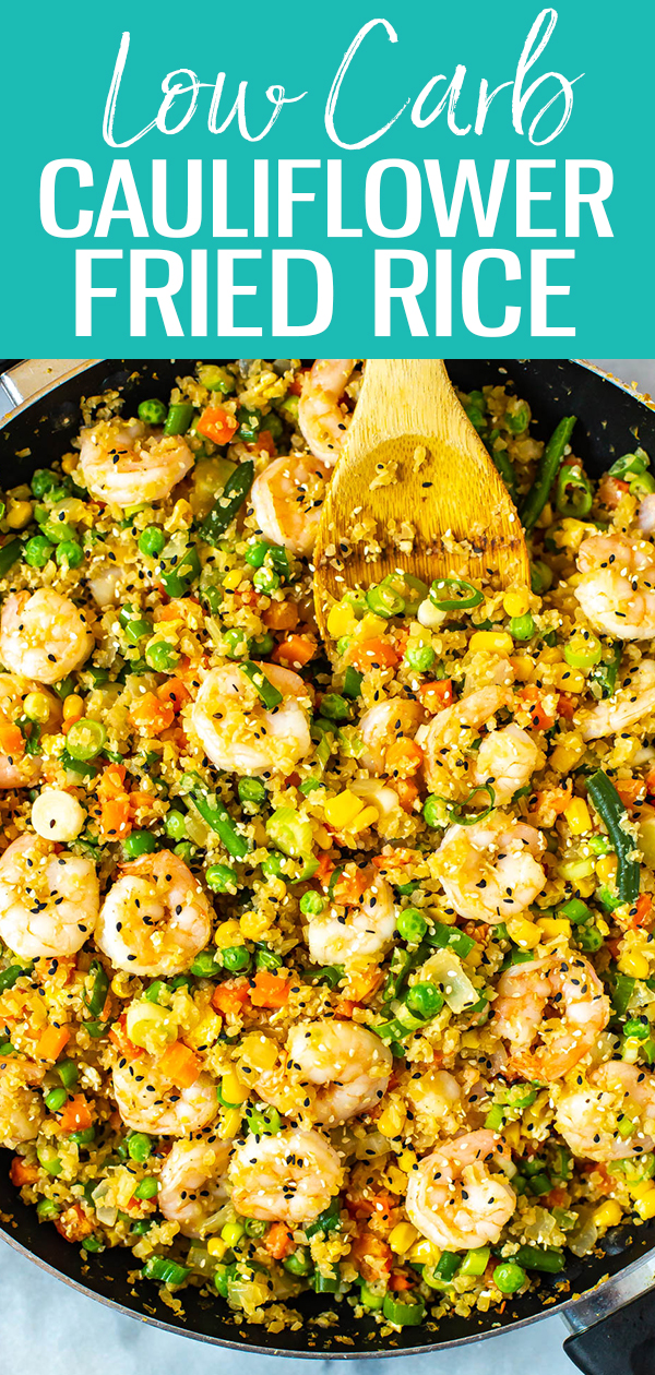 Questo è il MIGLIORE riso fritto di cavolfiore! È a basso contenuto di carboidrati e legami in 15 minuti grazie alle verdure surgelate e al riso cavolfiore pretagliato. Aggiungi gamberetti per un aumento delle proteine! # Cavolfiore #friedrice #lowcarb #pastoprep
