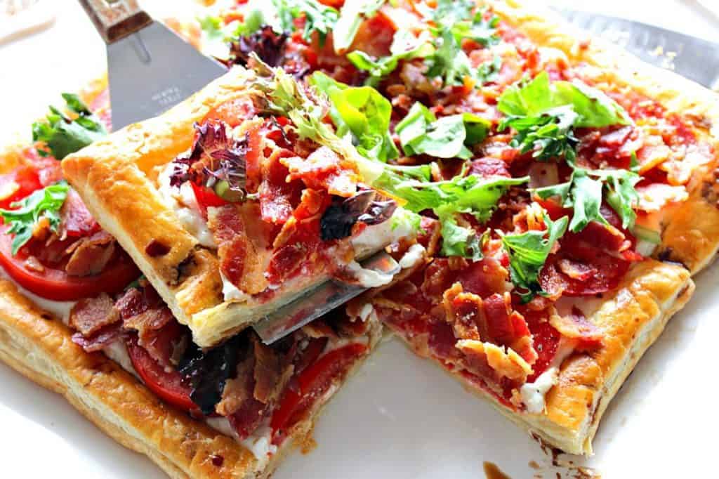 Crostata di pasta sfoglia BLT - Kudos Kitchen di Renee 