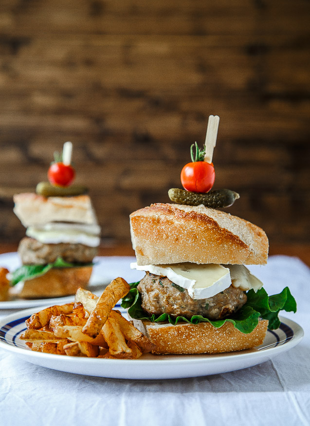 Hamburger di pollo al dragoncello e limone con le patatine fritte più semplici! @dessertfortwo