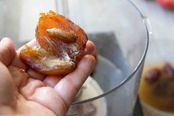 Salsa al caramello con datteri