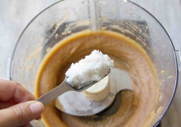 Salsa al caramello con datteri