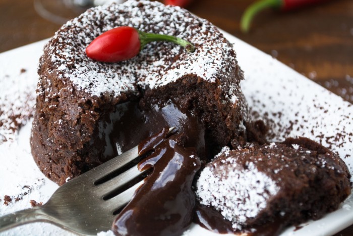 Un dessert al cioccolato fuso impressionante e facile.