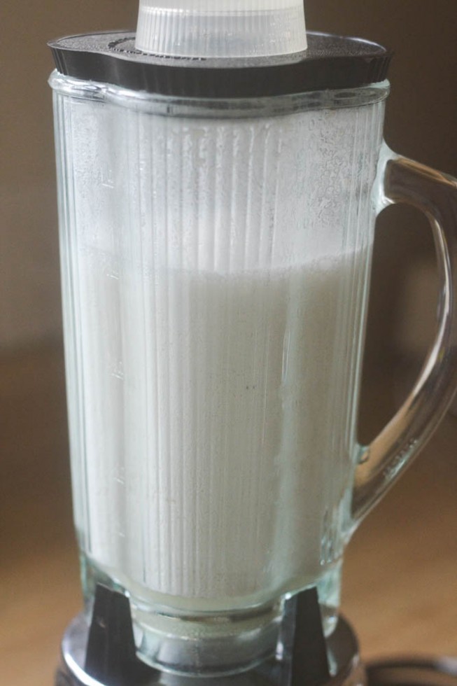latte di macadamia fatto in casa