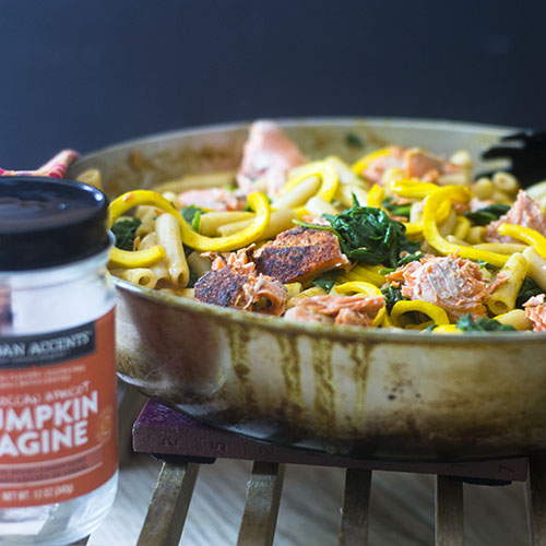 Pasta Al Curry Di Zucca Di Salmone