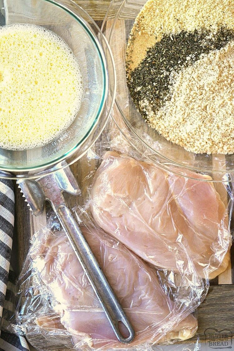 ingredienti per la ricetta del pollo al parmigiano